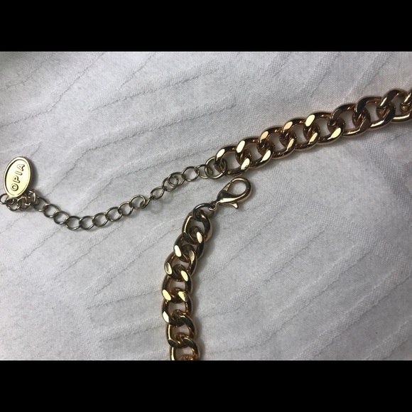 Jcrew inspired mauve/pink & gold plated necklace. - Picture 5 of 7